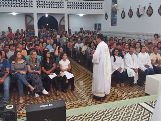 Comunidade de Bom Jesus lota igreja na missa da Novena de Nossa Senhora Aparecida 2