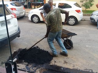 Operação tapa buracos nas ruas de Marechal Floriano 3