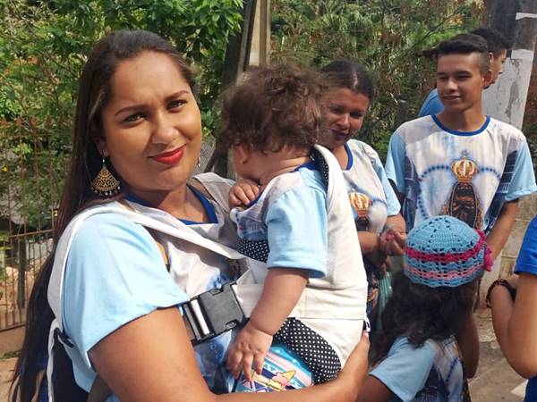 Procissao de Nossa Senhora Aparecida reune tres mil catolicos de Marechal Floriano a Aparecida em Alfredo Chaves 03