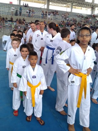 Taekwondo de Marechal Floriano é destaque em competição capixaba 2