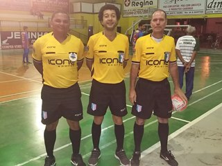 Aumenta o número de torcedores assistindo futsal na quadra em competição tradicional de Marechal Floriano 3