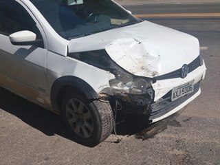 Engavetamento envolvendo quatro carros na BR 262 em Marechal Floriano 2