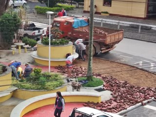 Prefeitura realiza reforma na Pracinha de Marechal Floriano