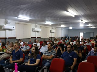 Agroindústrias de Domingos Martins podem comercializar seus produtos em todo Estado