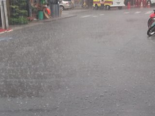 Chuva forte em Marechal Floriano assusta moradores e eleva mais o n&iacute;vel de rio
