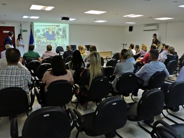 Sesa renova convênio do Programa de Assistência Dermatológica