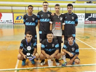 Torneio de futebol de salão com atletas religiosos em Marechal Floriano