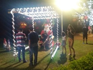 Visitantes do Norte do Estado ficam contentes com o Natal Luz de Marechal Floriano 2