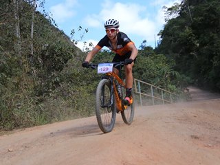 Prefeitura de Domingos Martins destrói pista de ciclismo e atletas se revoltam1