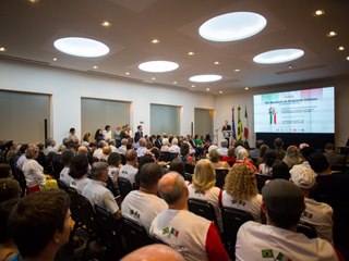 Governador participa de homenagem à comunidade italiana no Palácio Anchieta