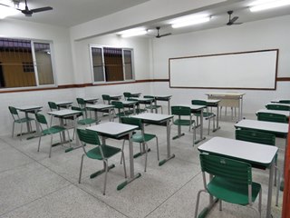 Prefeitura de Marechal Floriano entrega escola ampliada e reformada em Victor Hugo2
