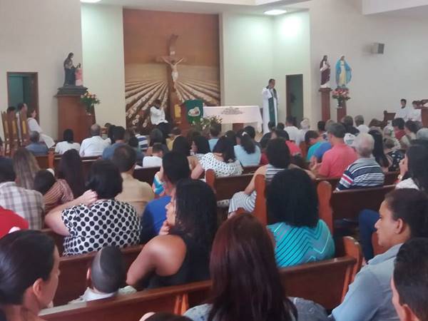 Sepultamento de Dom Silvestre em Vila Velha divulgado na missa deste domingo 17 em Marechal Floriano 03