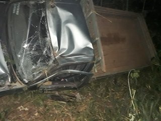 Acidente grave deixa um morto e outro ferido na ES 484 em Laranja da Terra 2