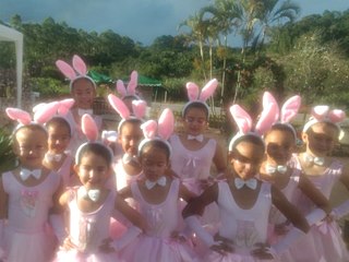 Apresentação de Ballet anima Páscoa Mágica em Marechal Floriano 2