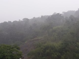 Chuva forte em Marechal Floriano na manh&atilde; de hoje 30
