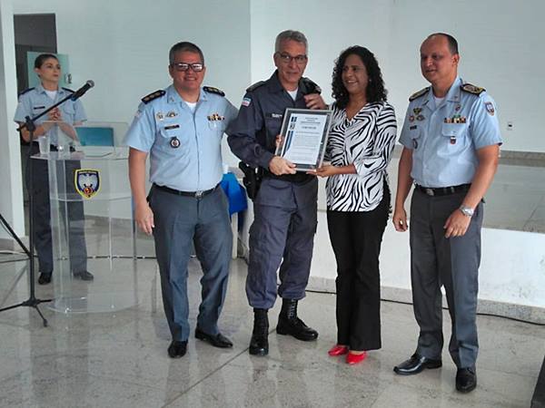 Vice governadora prestigia passagem de comando da PM em Afonso Claudio 02