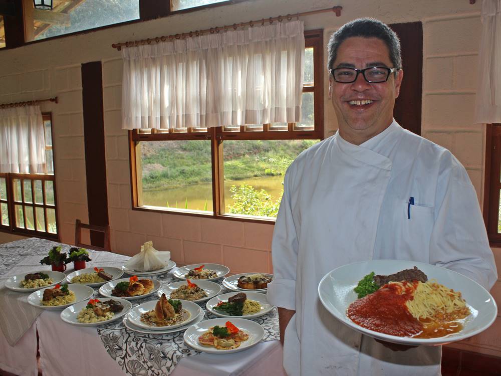 Hoteis e restaurantes das montanhas com programacao especial para o Dia dos Namorados