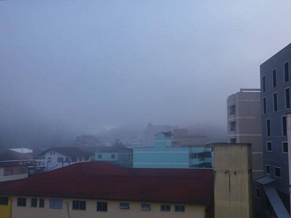 Sede e interior de Marechal Floriano com muito frio e neblina 02