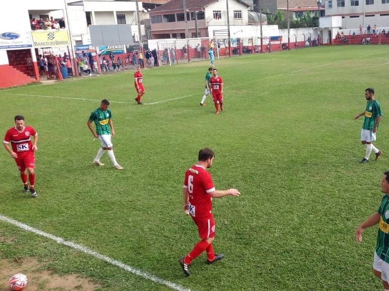 Am&eacute;rica de Marechal Floriano e SC Campinho nas semifinais de competi&ccedil;&atilde;o2