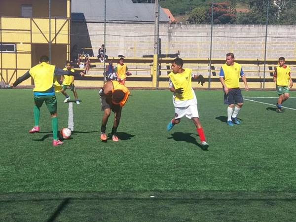 Competicao de futebol socaite em Marechal Floriano est&aacute; movimentada 02