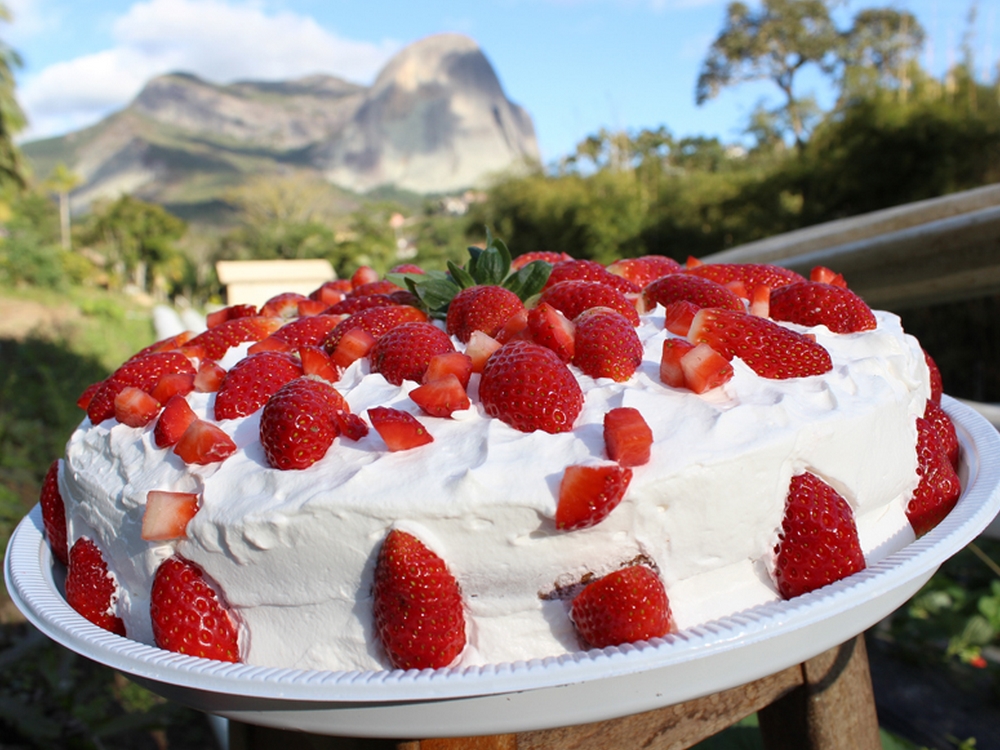Quase 20 mil fatias de tortas durante a Festa do Morango 3