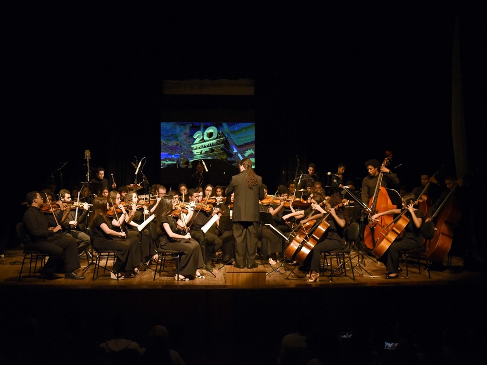 Toni Garrido é a nova atração da abertura do 26º Festival de Inverno de Domingos Martins Orquestra OSSES SUL
