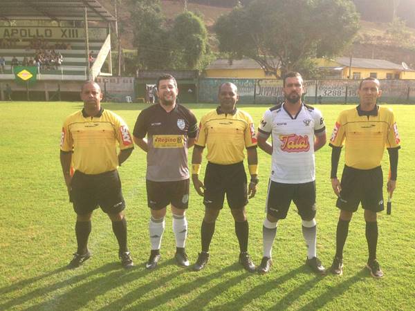 Conhecidos os finalistas da segunda divisao de competicao de futebol 03