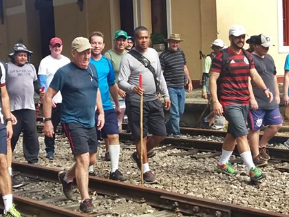 Novas caminhadas pela linha férrea com presença de moradores de Marechal Floriano
