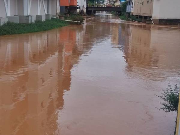 Chuva forte de ontem 23 aumenta nivel do Braco Sul do Jucu em Marechal Floriano 02