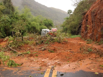 Dnit vai interditar a BR 262 por até três dias para serviços de recuperação 2