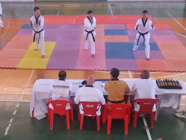 Exames de faixas pretas de taekwondo comecaram em Marechal Floriano 03