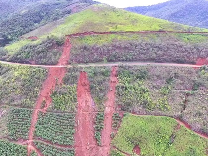 Queda de barreiras sob controle e BR 262 liberada na Região Serrana