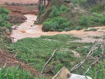 Rompimento de barragem em córrego inunda parte de Marechal Floriano