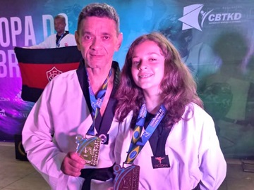 Vinte e um atletas de taekwondo trazem medalhas para o Espírito Santo4