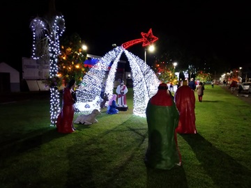 Abertura do Natal luz e Cidade do Papai Noel em Marechal Floriano encanta moradores