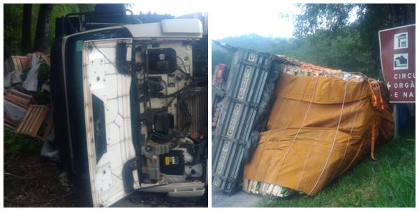 Caminhao carregado de bananas tomba no trevo de Afonso Claudio 02