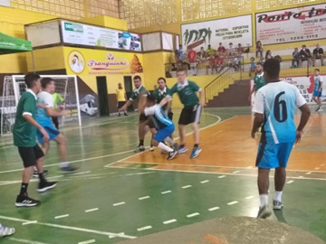 Competição de handebol termina com muita alegria em Marechal Floriano