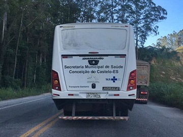 Leitores flagram motorista de Prefeitura realizando ultrapassagens proibidas na BR 262