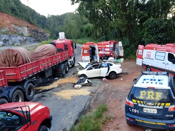 Cinco pessoas feridas gravemente em acidente na BR 262 em Marechal Floriano 2
