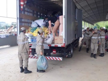 Donativos arrecadados em Marechal Floriano chegam &agrave; Iconha 2