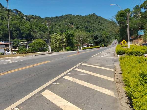 Moradores assustados com acidentes na BR262 em Marechal Floriano pedem por redutores de velocidade 02