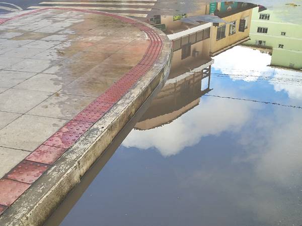 Galeria pluvial entupida tera modificacao na estrutura na sede de Marechal Floriano 02