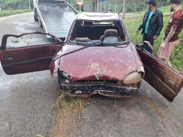 Quatro pessoas morrem em acidente na volta de um baile