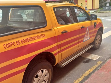 Surge novamente o gramado no campo do América de Marechal Floriano