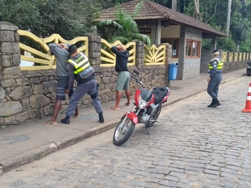 Polícia prende mais 30 pessoas em municípios da Região Serrana 2