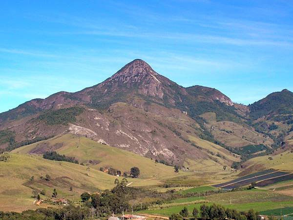 As belezas naturais e a estrutura turistica das montanhas capixabas que encantam o mundo 03