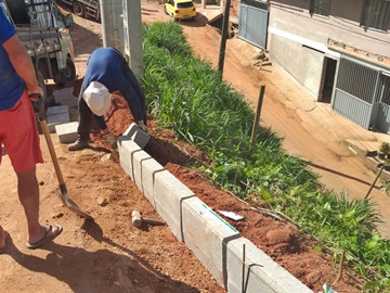 Calçamento em início de via entre o Bairro Santa Rita e Rio Fundo em Marechal Floriano 2