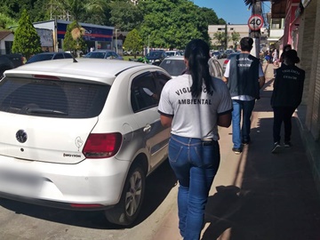 Comércios em Marechal Floriano com horário de funcionamento entre 10 horas e 16 horas