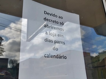 Comércios de portas fechadas em Marechal Floriano