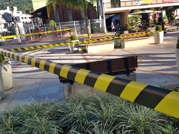 Para evitar ataque de vândalos fitas mais resistentes são instaladas em praças de Marechal Floriano 2